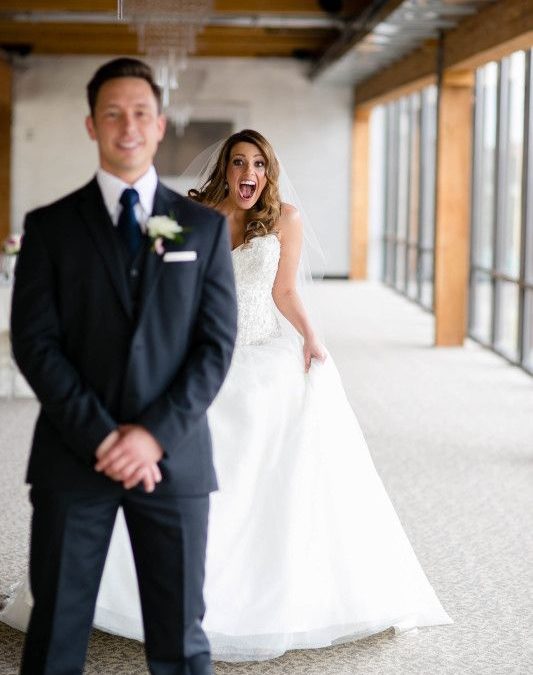 Hey, Sometimes It Happens: How to Handle Last-Minute Wedding Emergencies